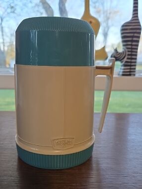 Vintage Thermos Teal & Cream ☆ Insulated Food Container with Handle ☆ Excellent